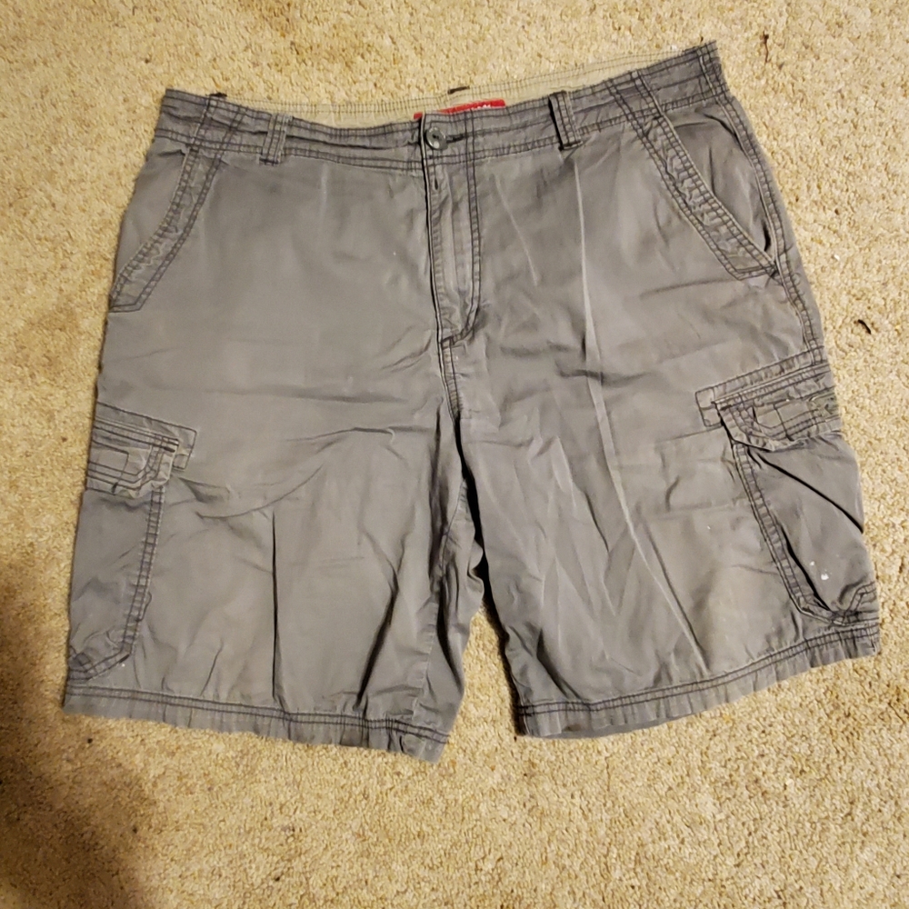 Mens cargo shorts.